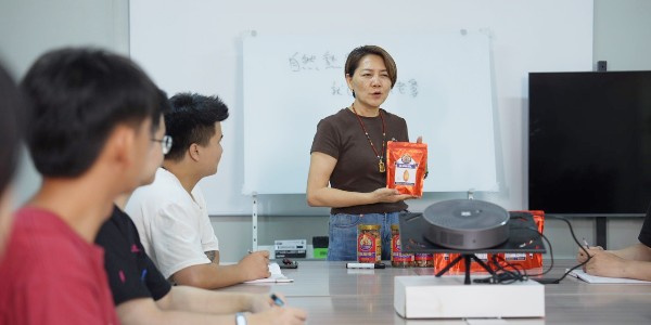 森林老爹坚果代工厂二十载深耕笃行，新征程逐光前行
