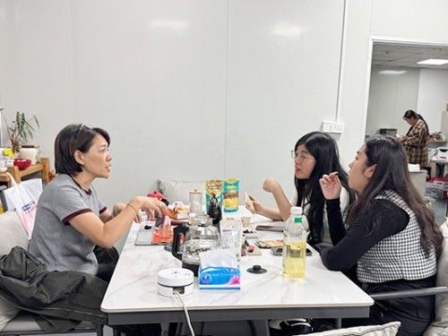 从“网红”到“长红”：杭州潘小姐携手森林老爹，探寻坚果代工的战略破局