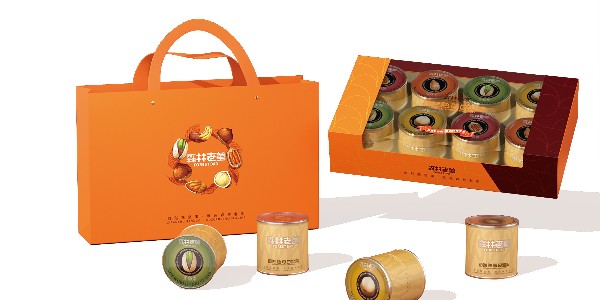 年货新风尚，心意“盒”不同：定制坚果礼盒，开启尊贵礼遇！