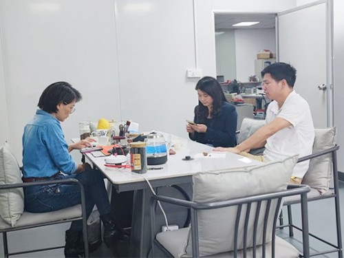 携手共赢，定制臻礼 | 森林老爹与深圳刘总共话坚果年货新篇章