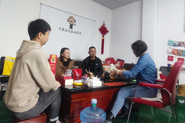 森林老爹坚果加工厂专业坚果代加工